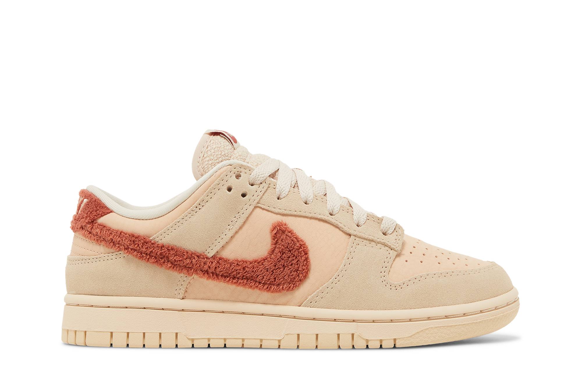 ( Women ) Nike Dunk Low ‘Terry Swoosh’ DZ4706-200