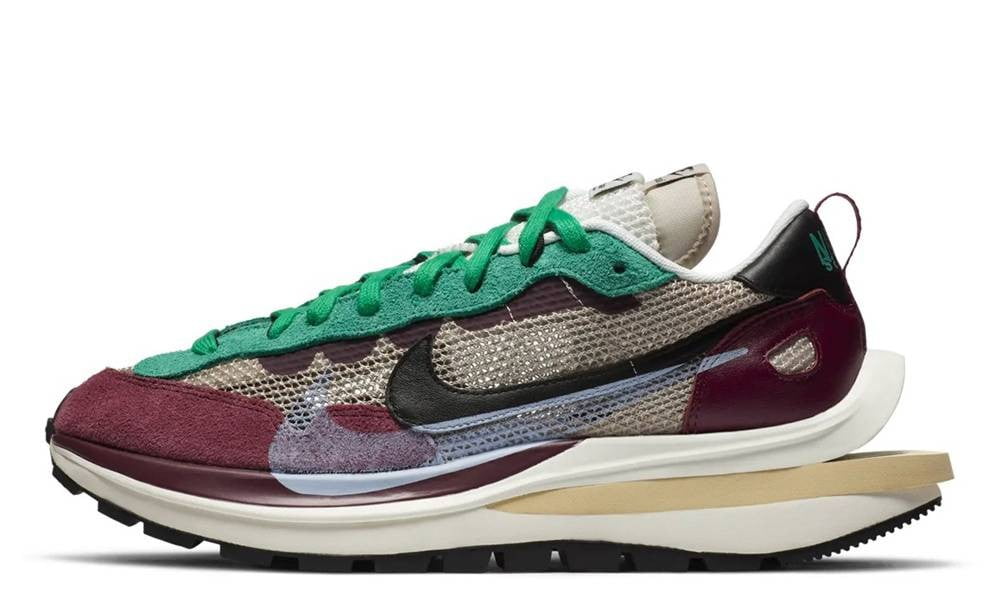 Sacai X Nike Vaporwaffle Red Green