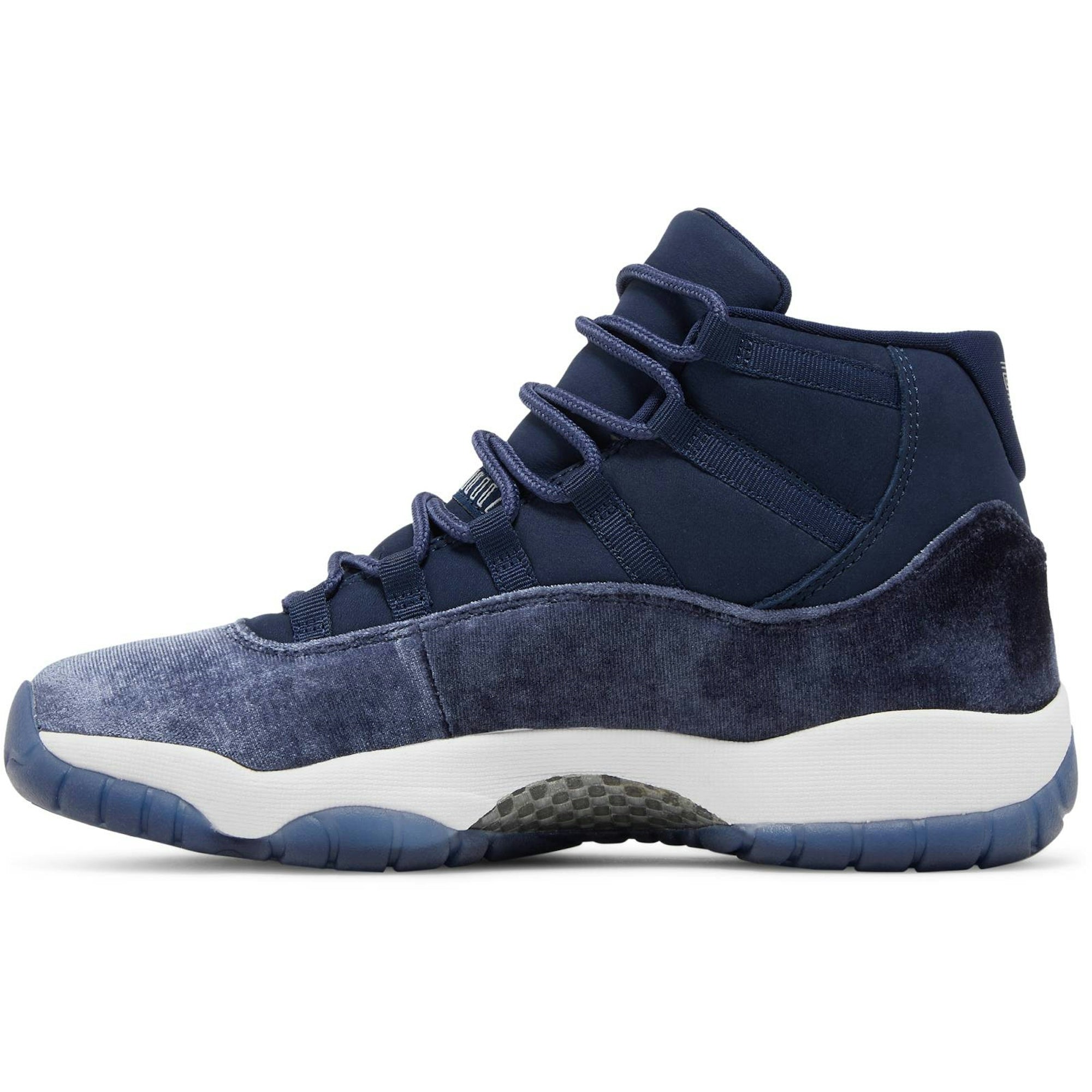 ( Women ) Air Jordan 11 Velvet ‘Midnight Navy’ AR0715-441 - Image 3
