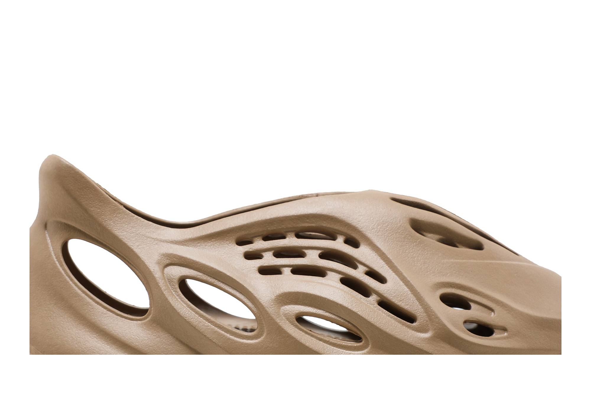 Adidas Yeezy Foam Runner ‘Ochre’ GW3354 - Image 2