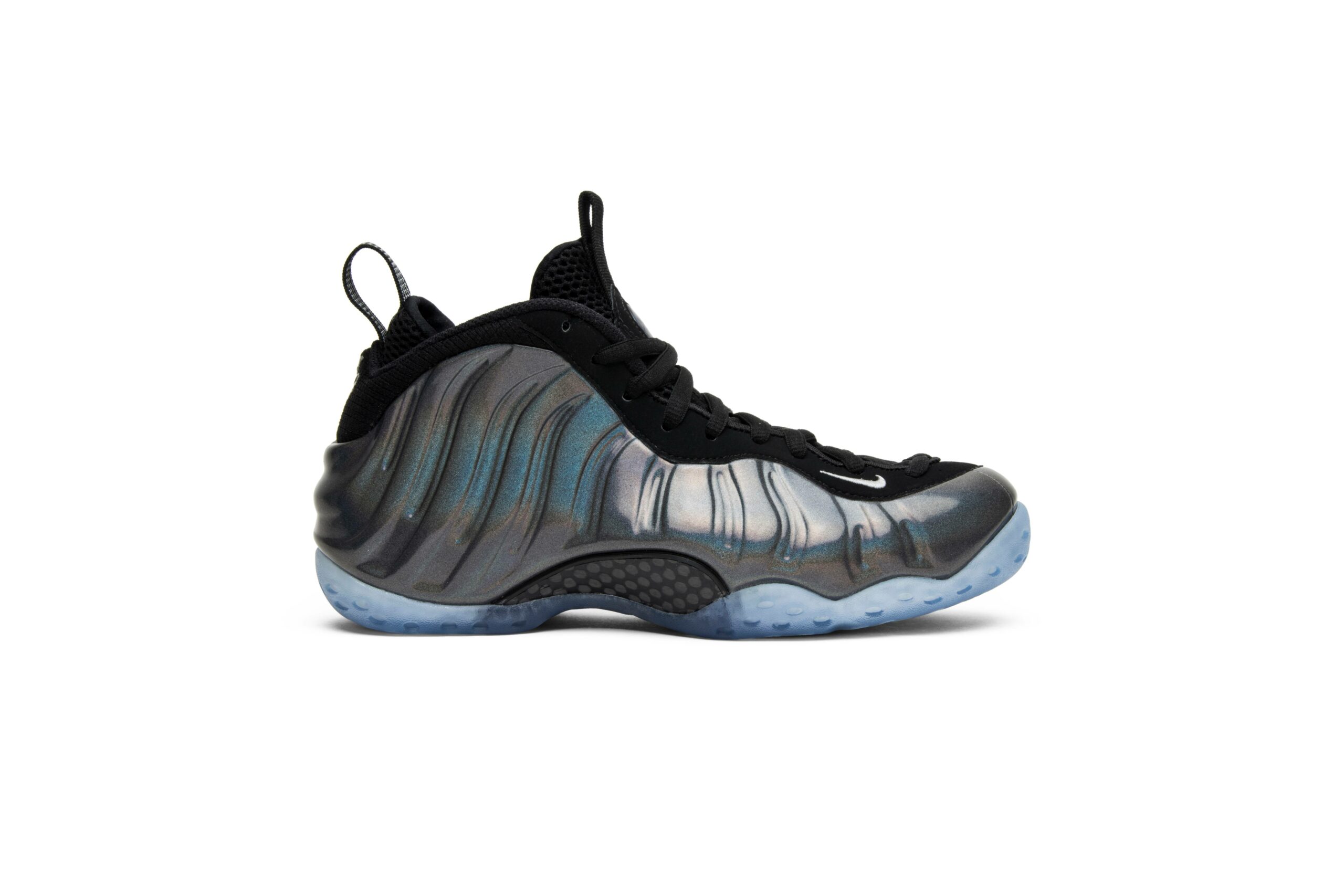 Nike Air Foamposite One Hologram 314996-900