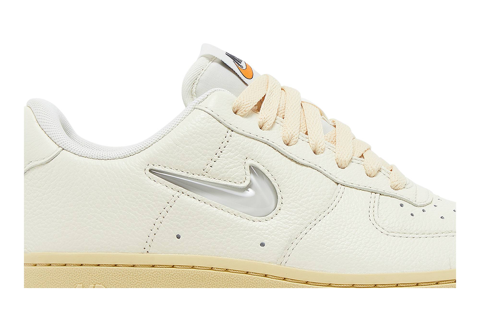 ( Women ) Nike Air Force 1 07 LX Coconut Milk And Lemon Wash DO9456-100 - Image 2