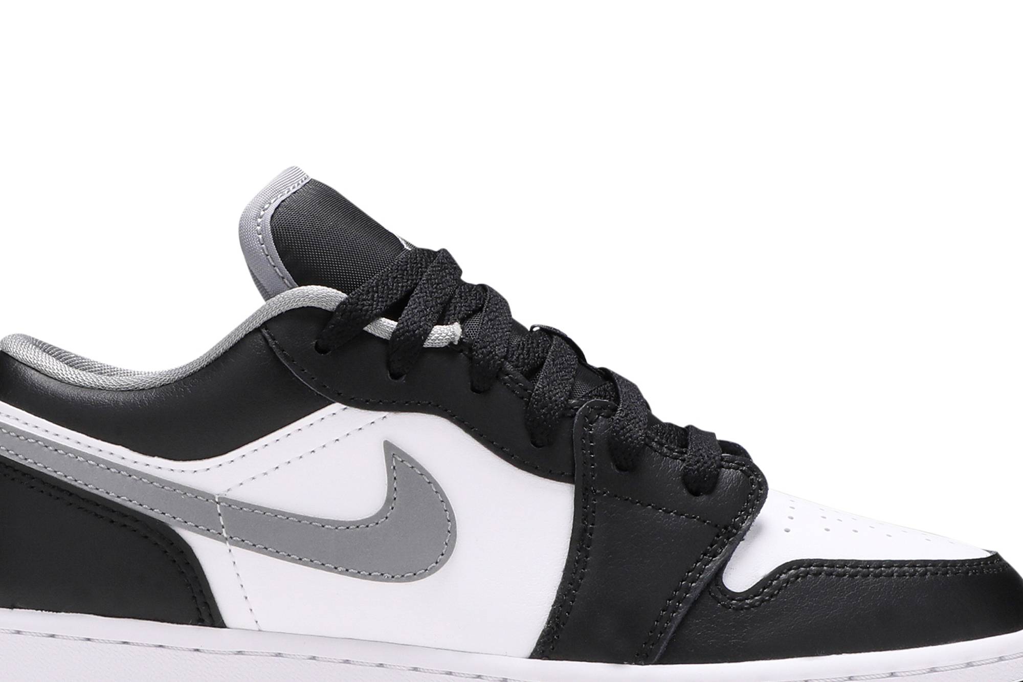 ( Grade School ) Air Jordan 1 Low Black Medium Grey 553560-040 - Image 2