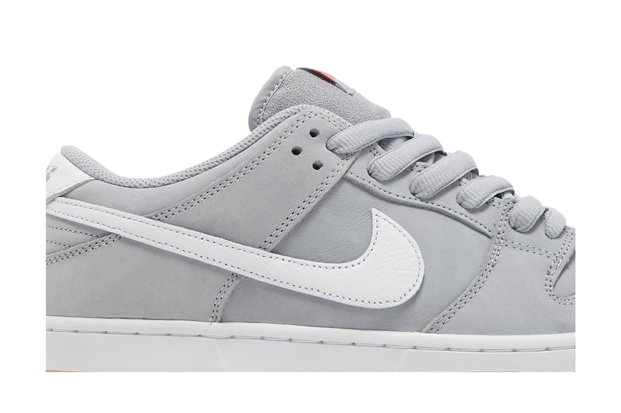 Nike SB Dunk Low ‘Grey Gum’ DV5464-001 - Image 2