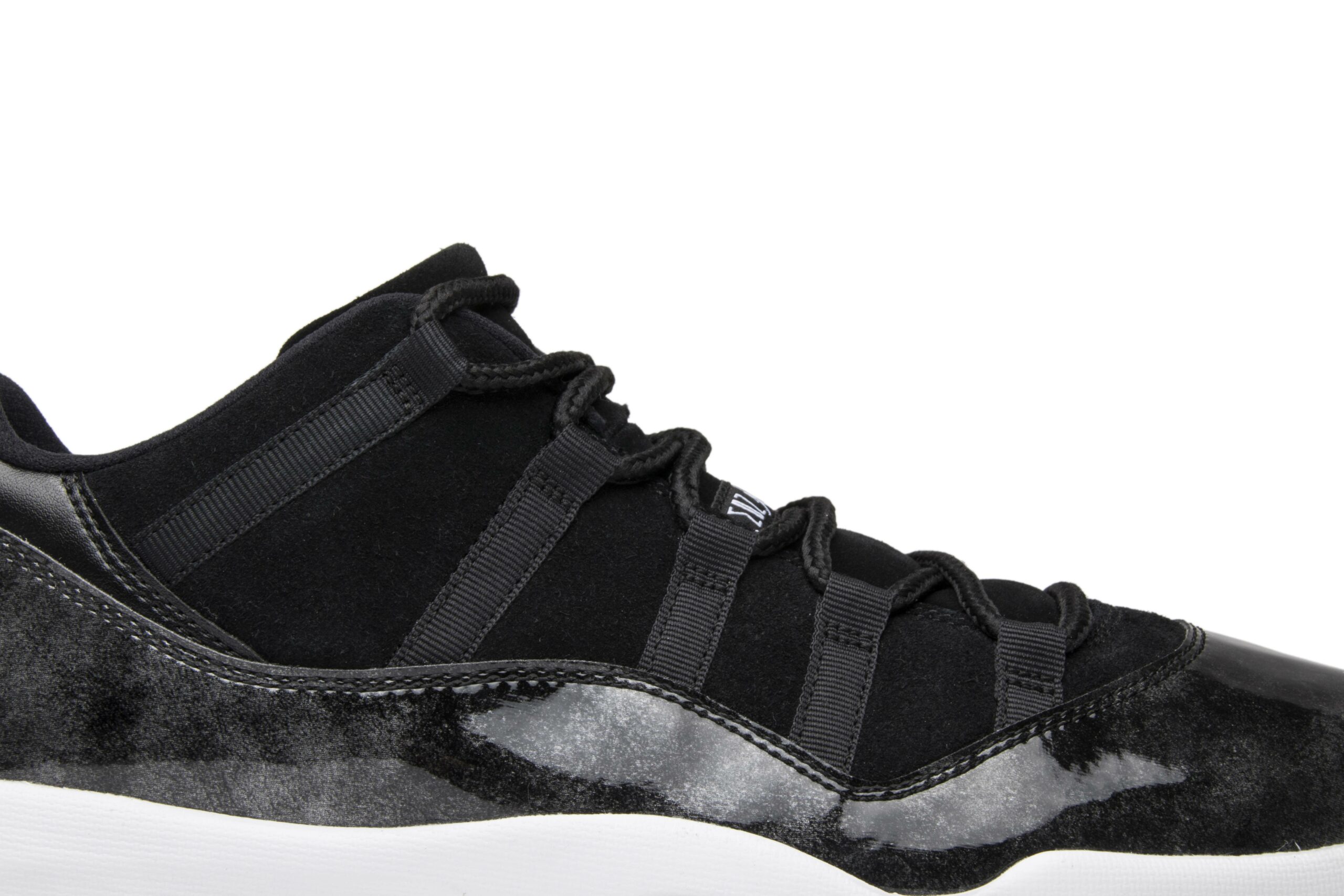 Air Jordan 11 Retro Low ‘Barons’ 528895-010 - Image 2