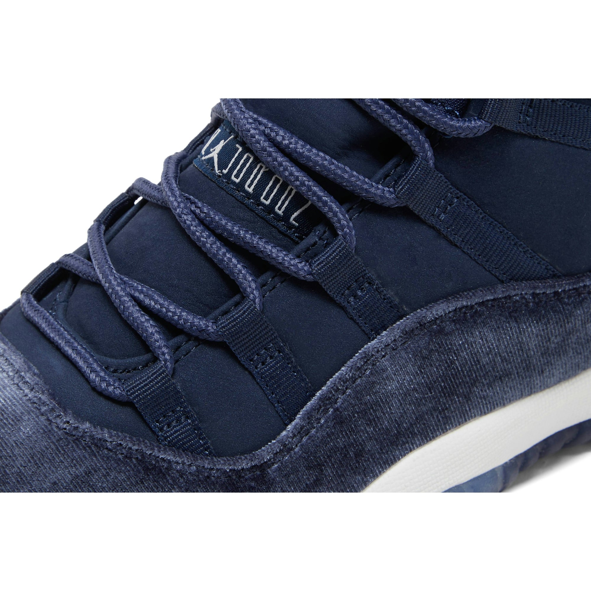 ( Women ) Air Jordan 11 Velvet ‘Midnight Navy’ AR0715-441 - Image 9