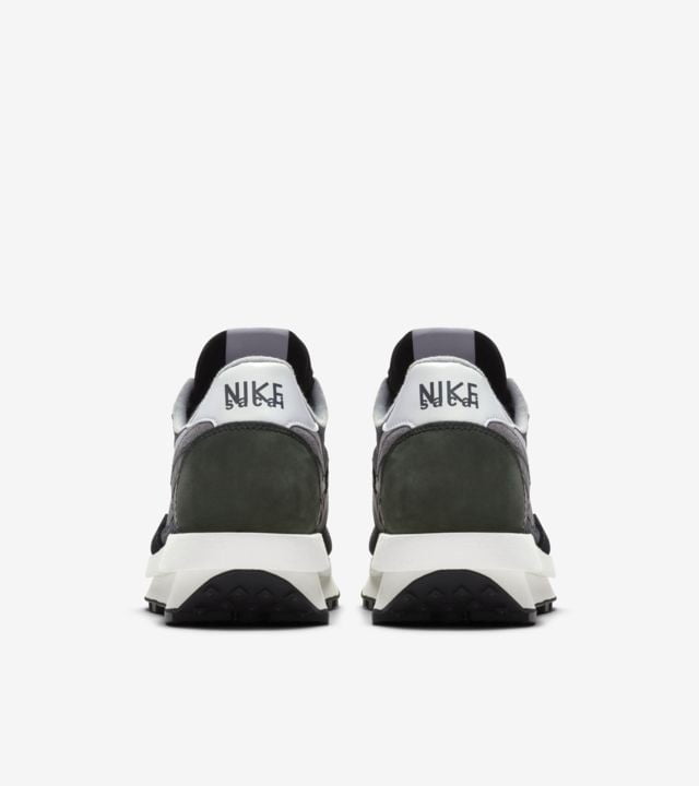 Nike LD Waffle Sacai Black - Image 3