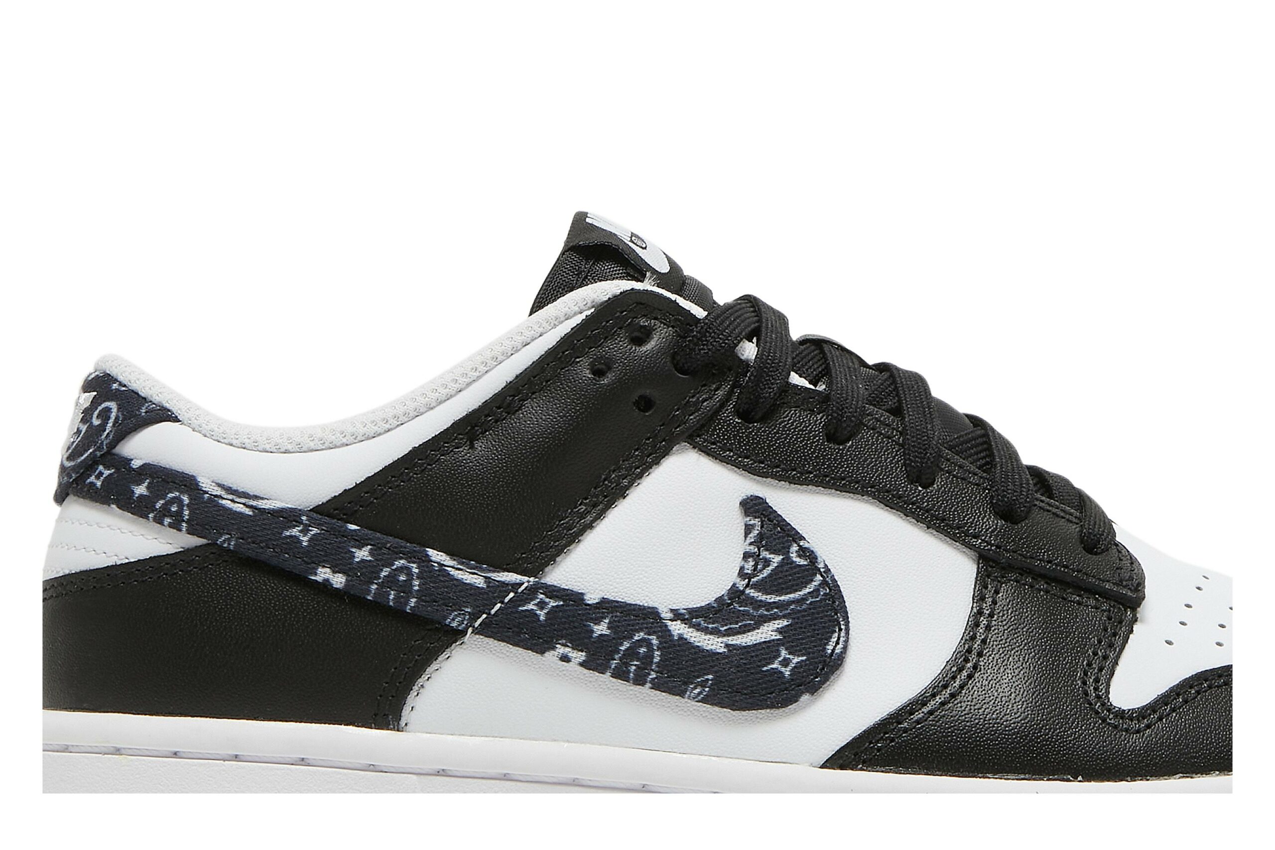 ( Women ) Nike Dunk Low Black Paisley DH4401-100 - Image 2