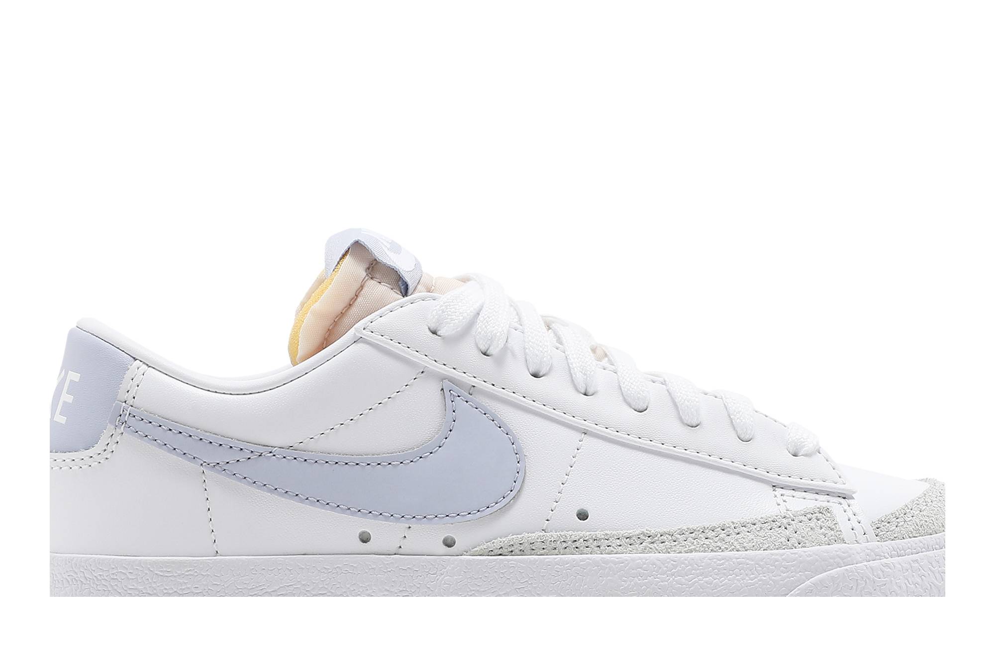 ( Women ) Nike Blazer Low ’77 ‘White Ghost’ DC4769-103 - Image 2