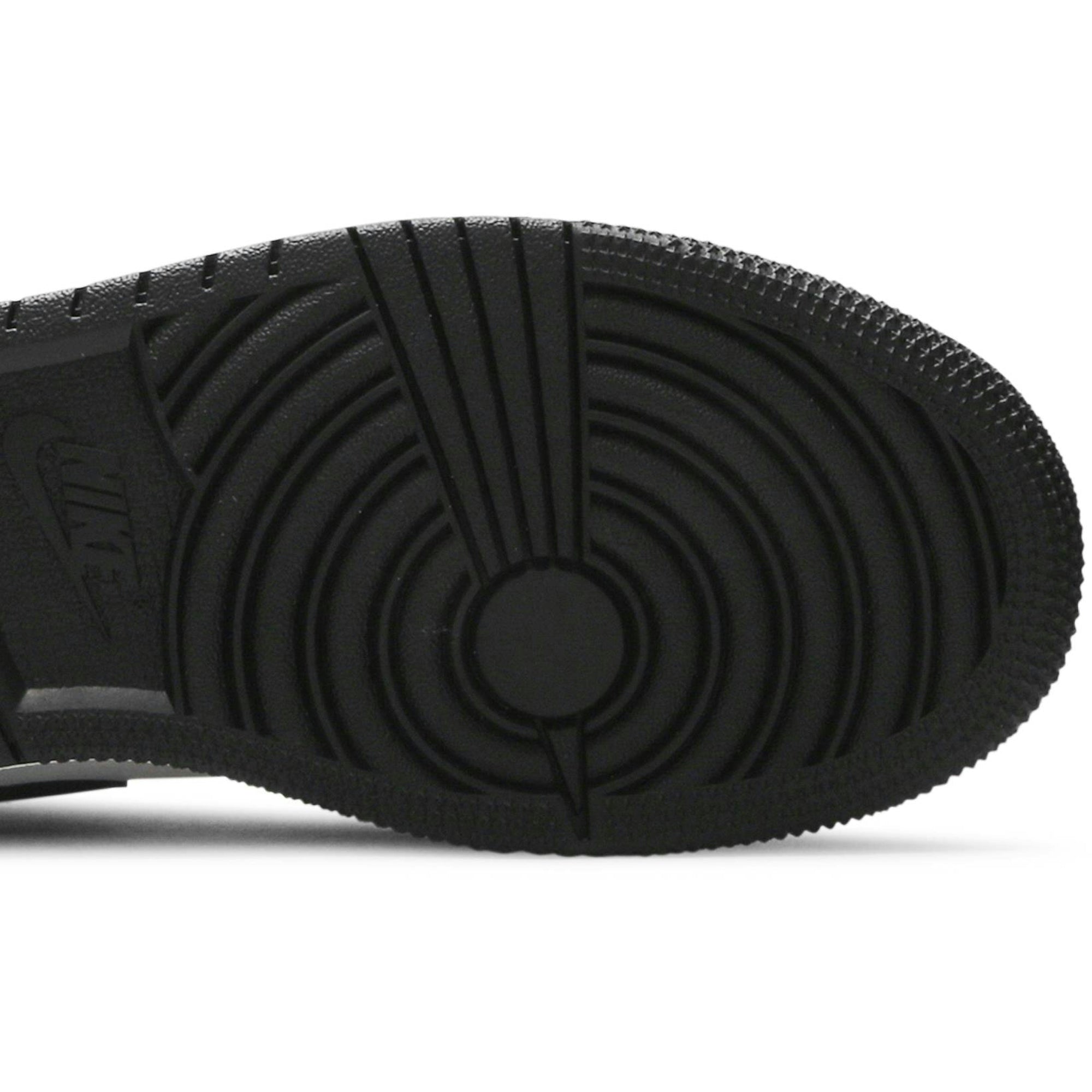 ( Grade School ) Air Jordan 1 Low ‘Light Smoke Grey’ 553560-030 - Image 5