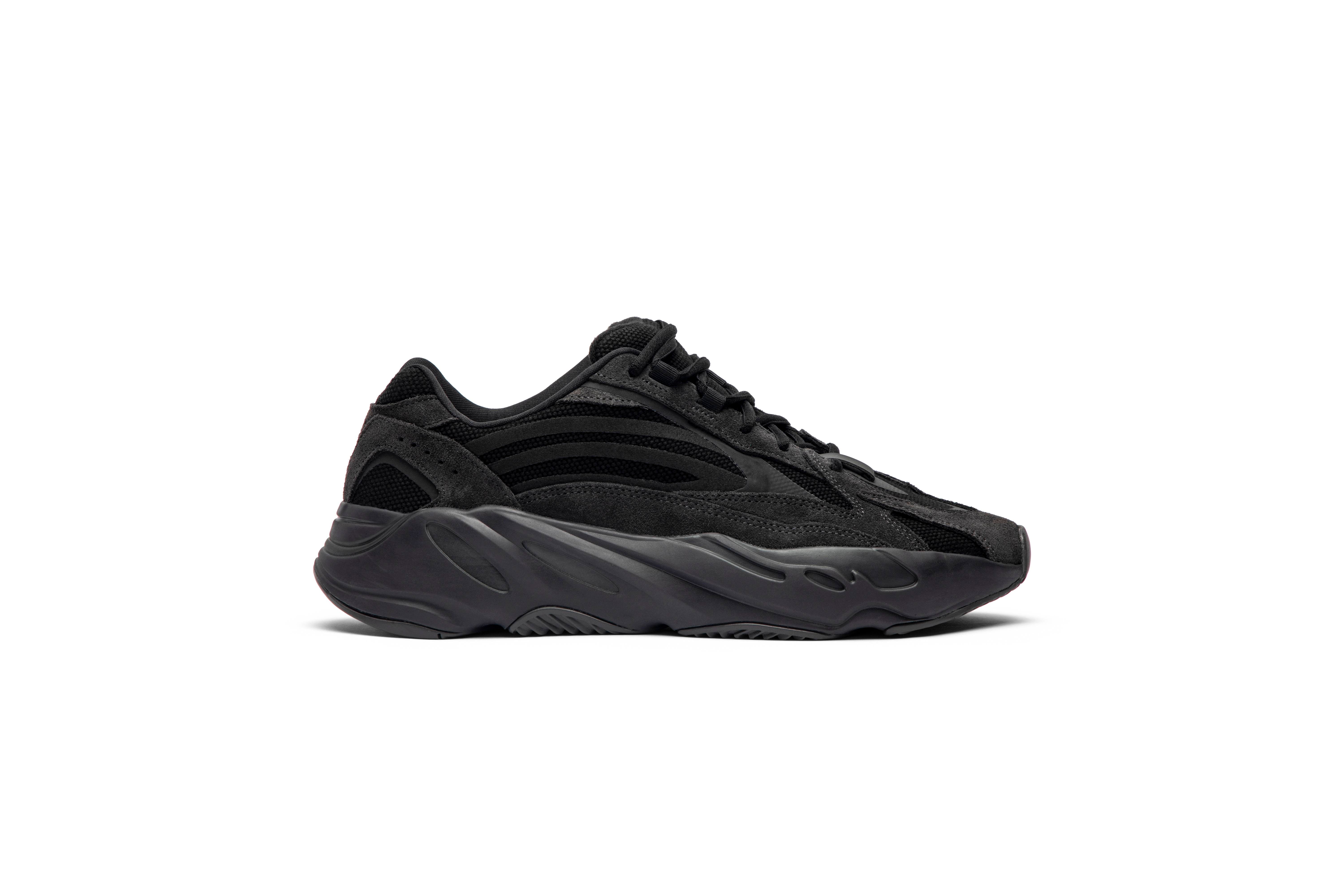 Adidas Yeezy Boost 700 V2 Vanta FU6684