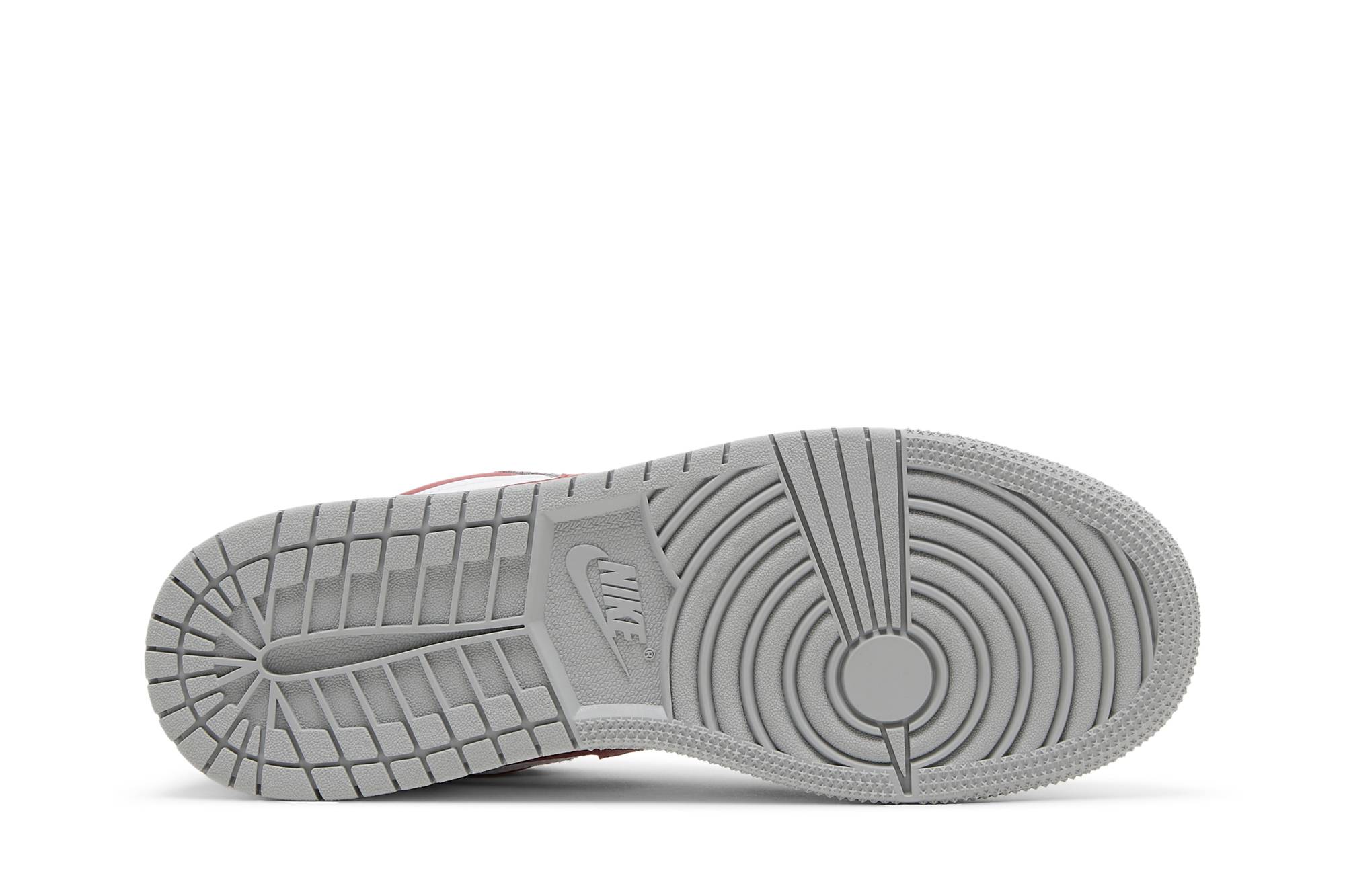 ( Grade School ) Air Jordan 1 Low SE ‘Light Smoke Grey Gym Red’ DM0589-016 - Image 4