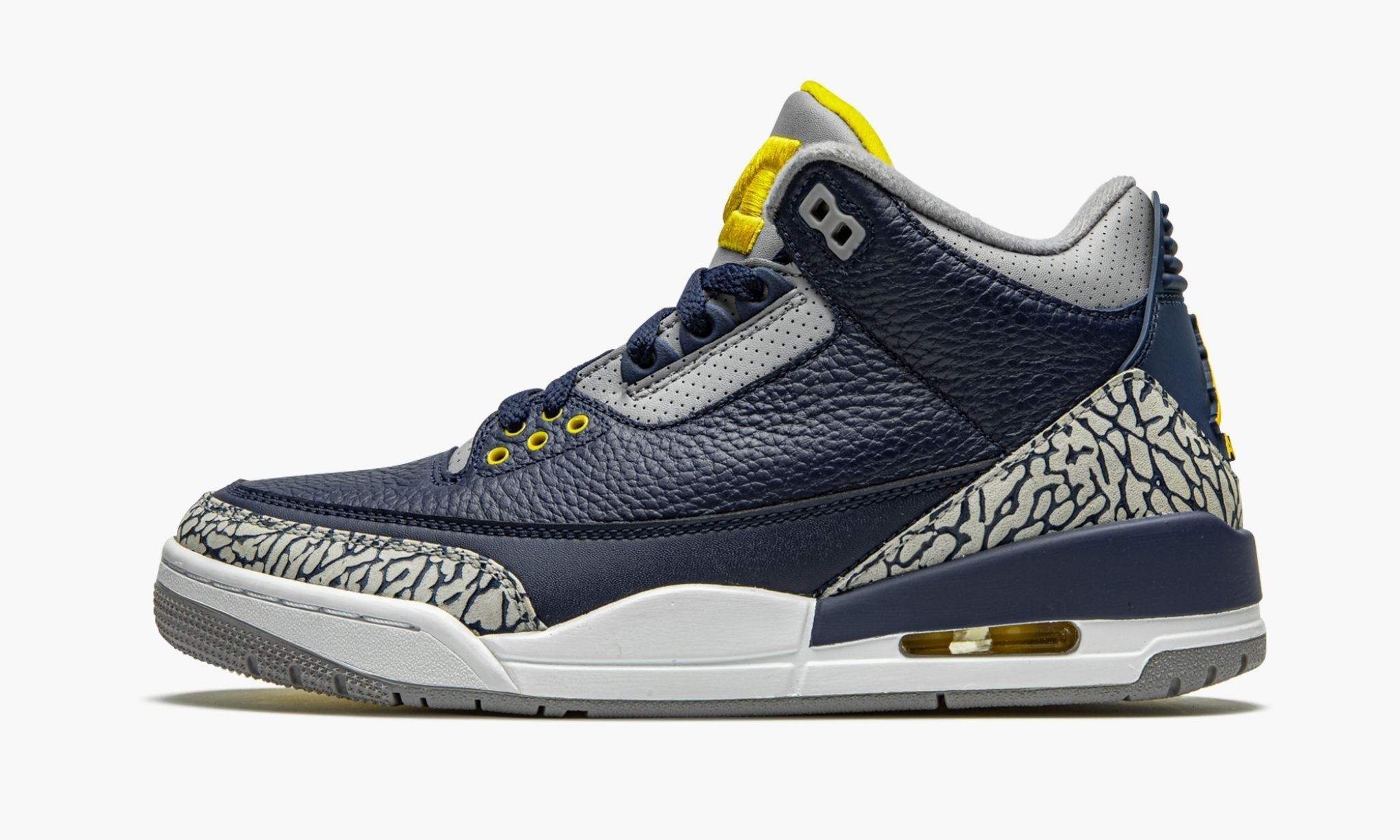 Air Jordan 3 Retro PE “Michigan” - Image 2