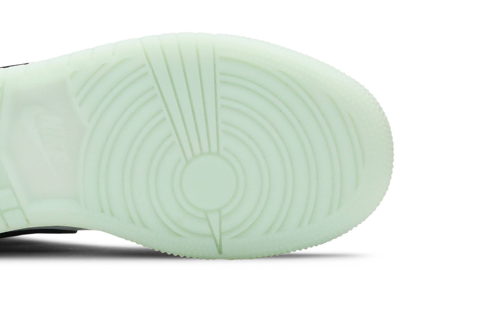 ( Grade School ) Air Jordan 1 Mid SE Glow In The Dark Panda BQ6931-103 - Image 5