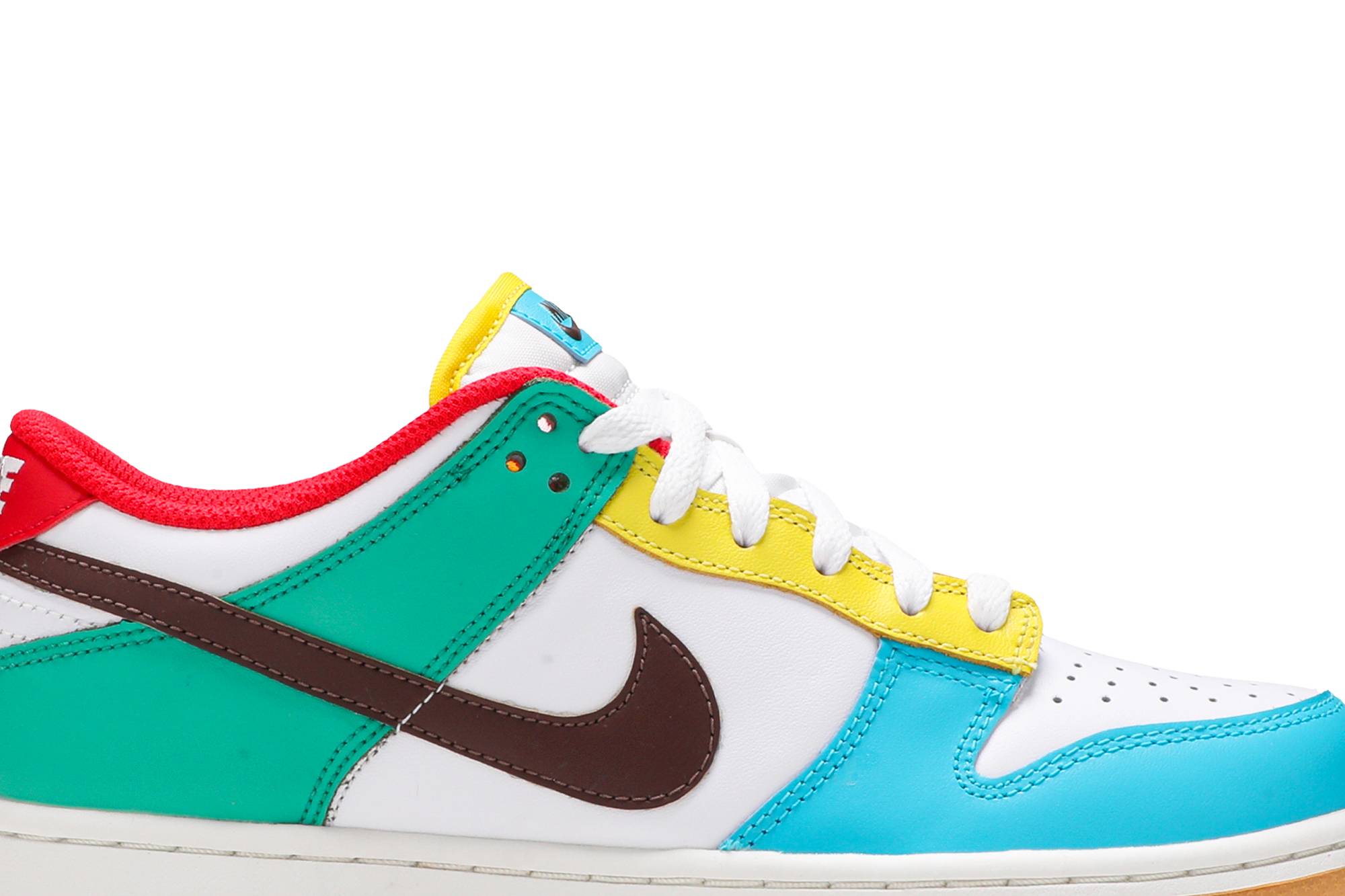 ( Grade School ) Nike Dunk Low SE Free.99 – White CZ2496-100 - Image 2