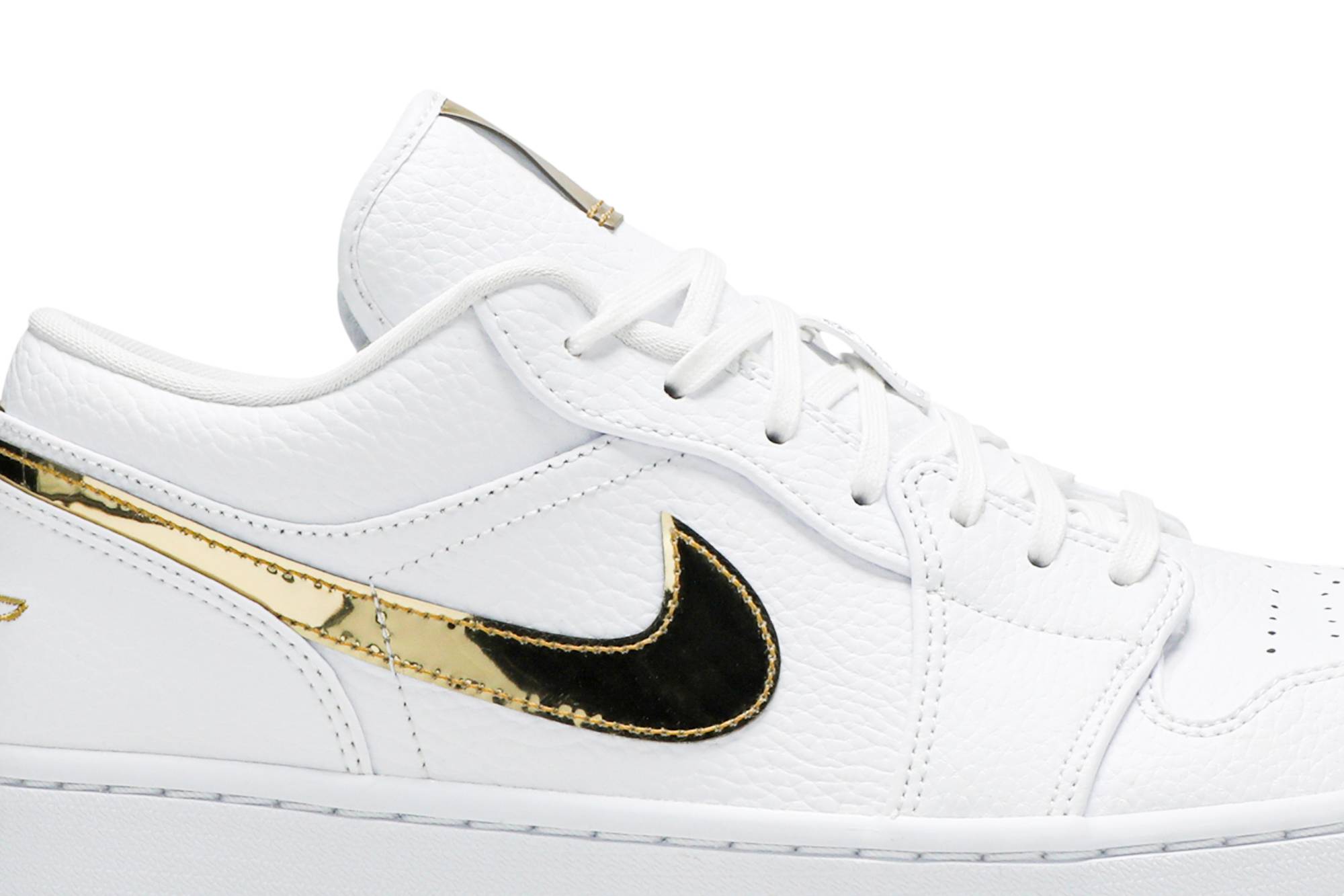 ( Women ) Air Jordan 1 Retro Low White Metallic Gold CZ4776-100 - Image 2