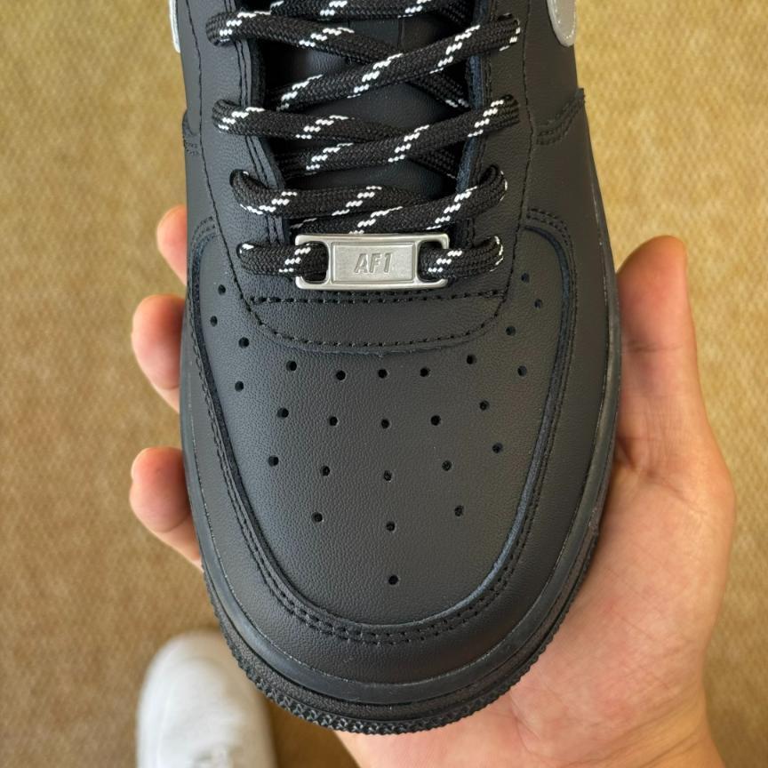 Nike Air Force 1 Low shoes - Image 2