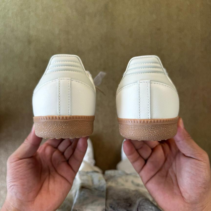 Adidas Originals Samba OG sneaker in the ecru and light blue colorway - Image 2