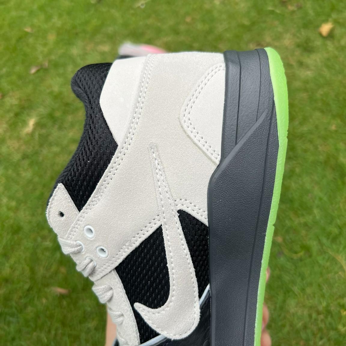 Chase B x Travis Scott x Jordan Jumpman Jack - Image 2