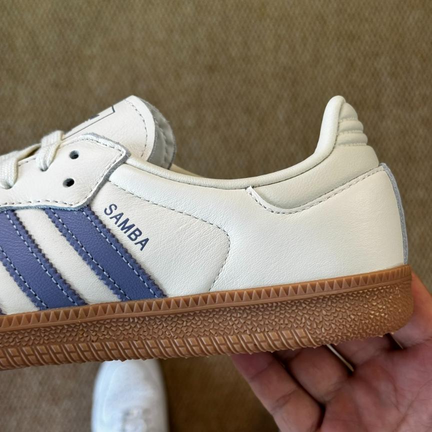 Adidas Originals Samba OG sneaker in the ecru and light blue colorway - Image 3
