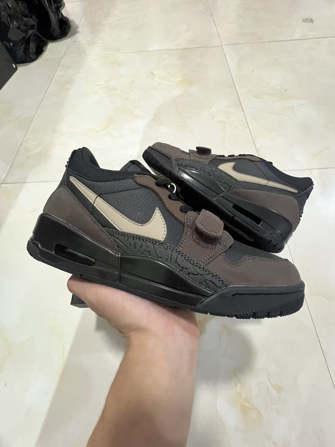 The Jordan Legacy 312 Low "Baroque Brown" Fits In with Travis Scott's Catalog - Image 8