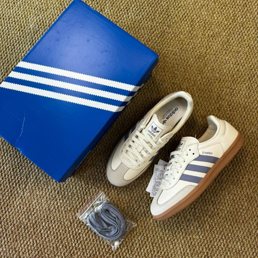 Adidas Originals Samba OG sneaker in the ecru and light blue colorway - Image 4