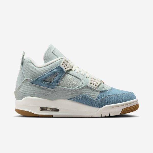 The Air Jordan 4 TEX WMNS “Worn Blue” Takes On Denim - Image 4