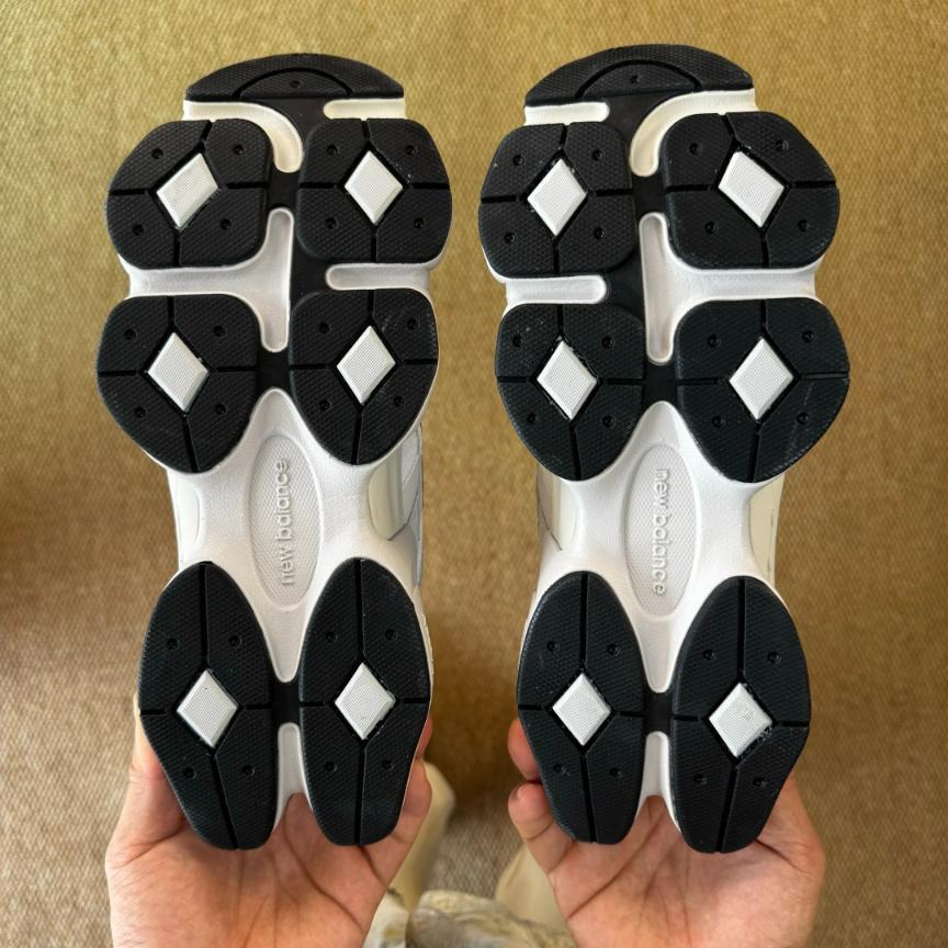 New Balance 9060 sneaker in a White and Metallic Silver - Image 3