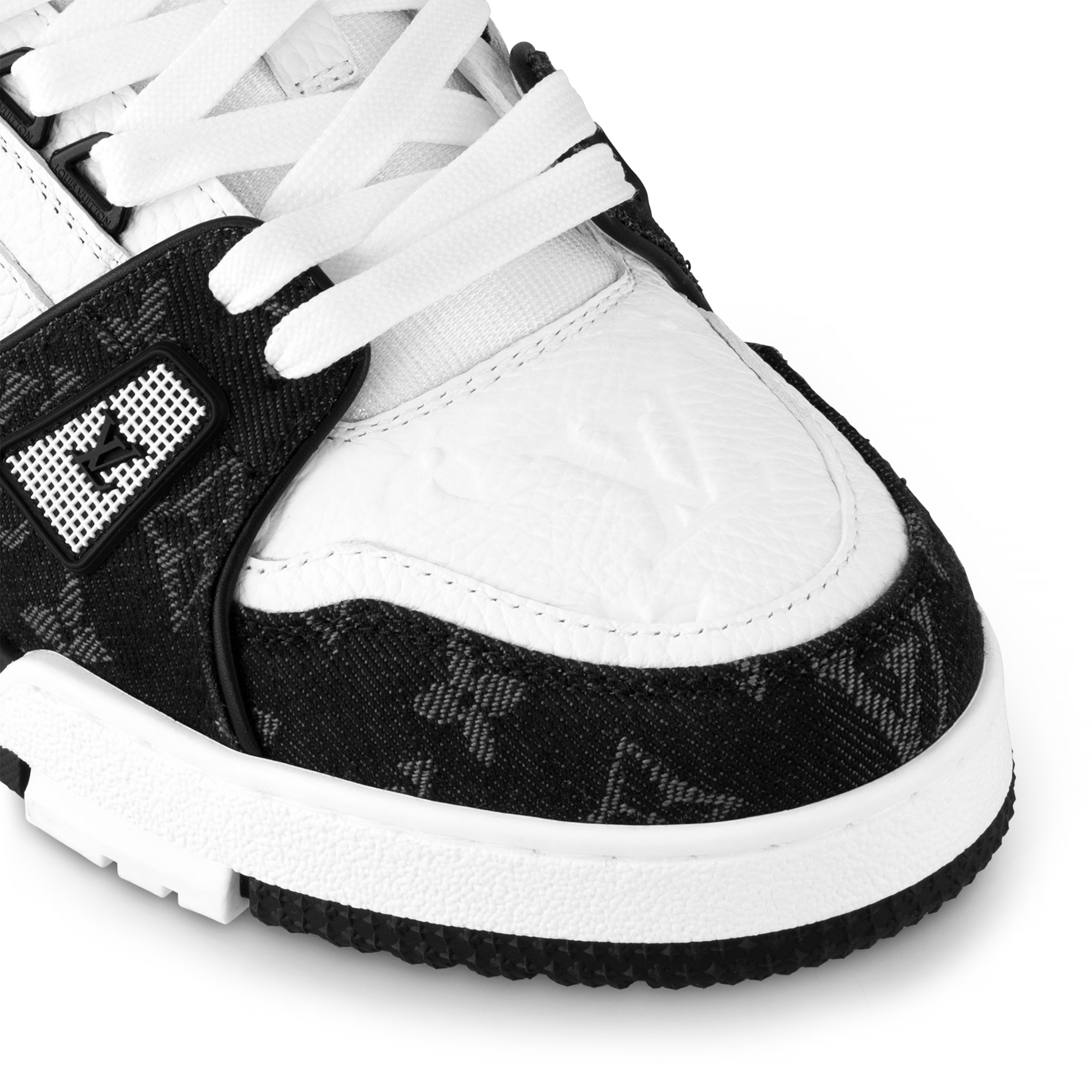 Louis Vuitton LV Trainer Maxi sneaker in black and white monogram denim and leather. - Image 5