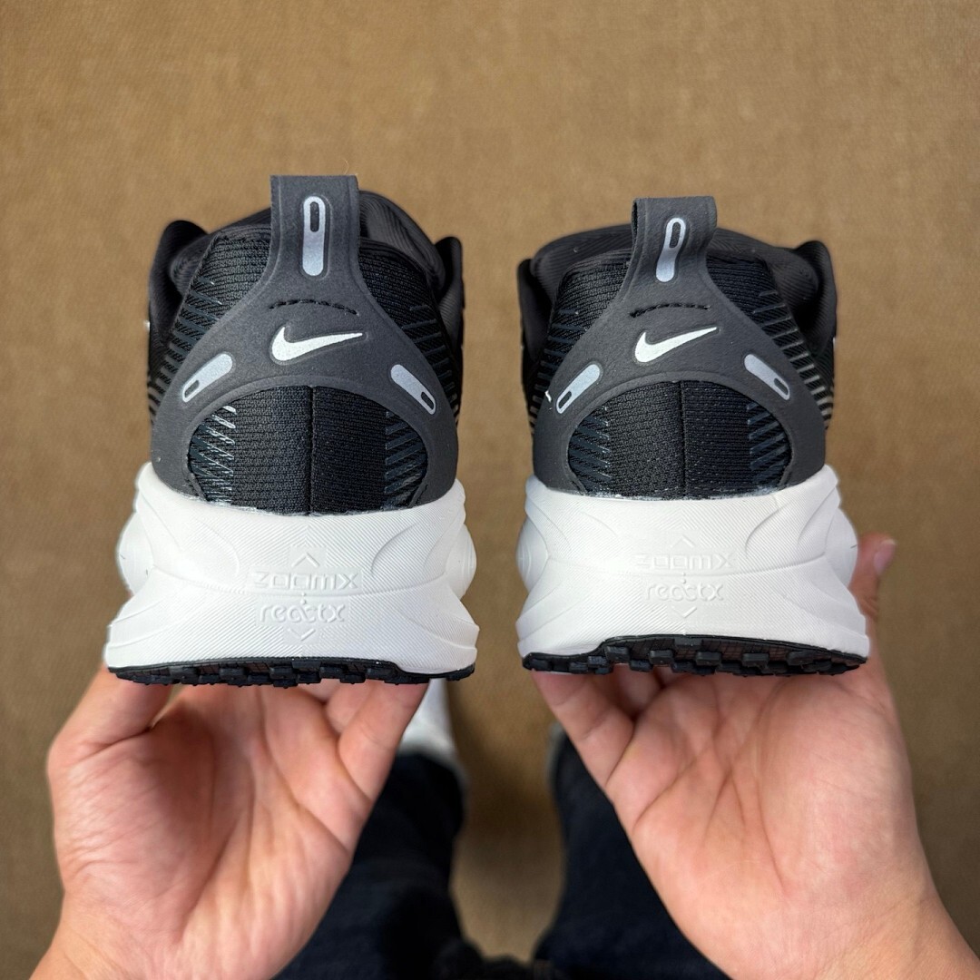 Nike Invincible Run Flyknit 3 Black White - Image 7