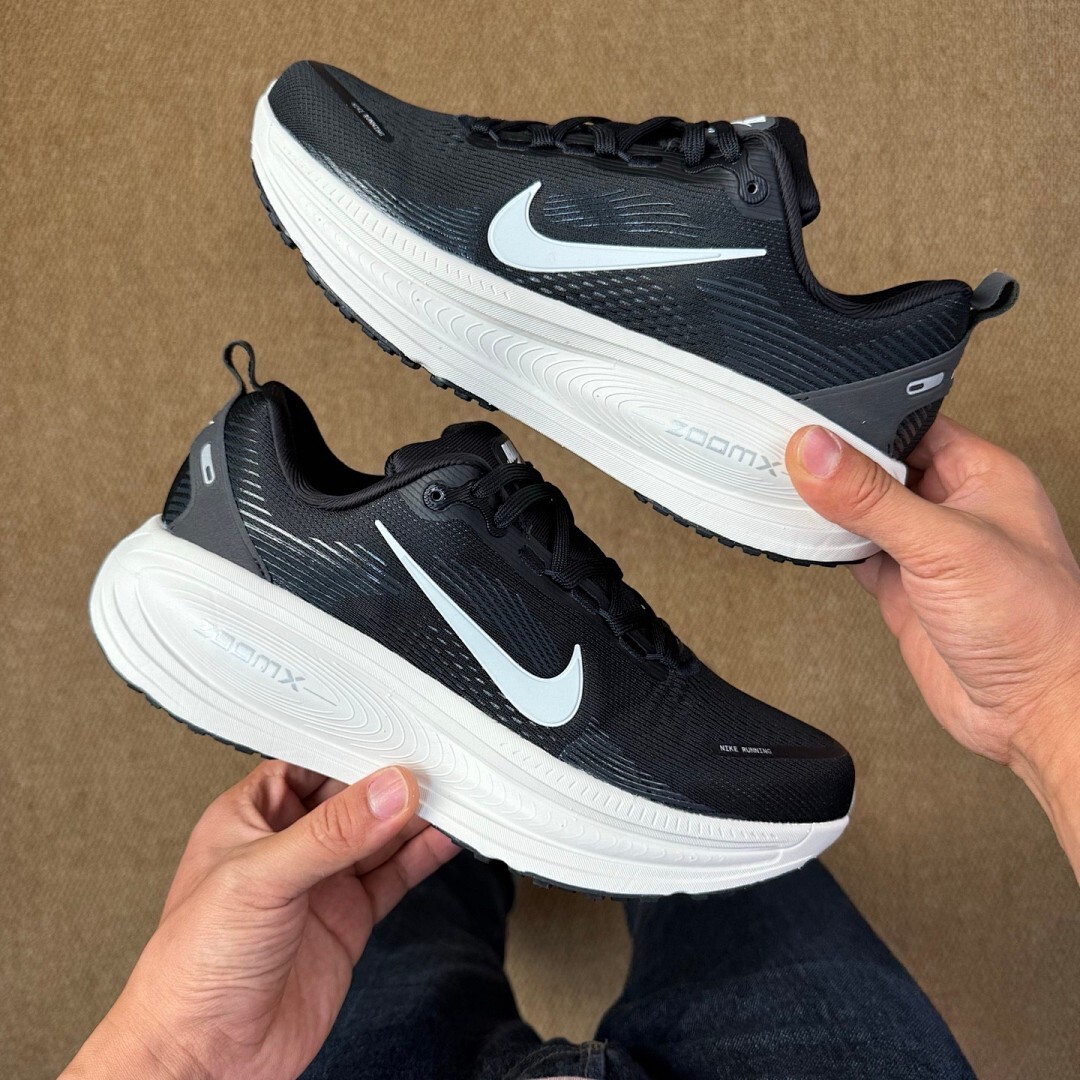 Nike Invincible Run Flyknit 3 Black White - Image 9