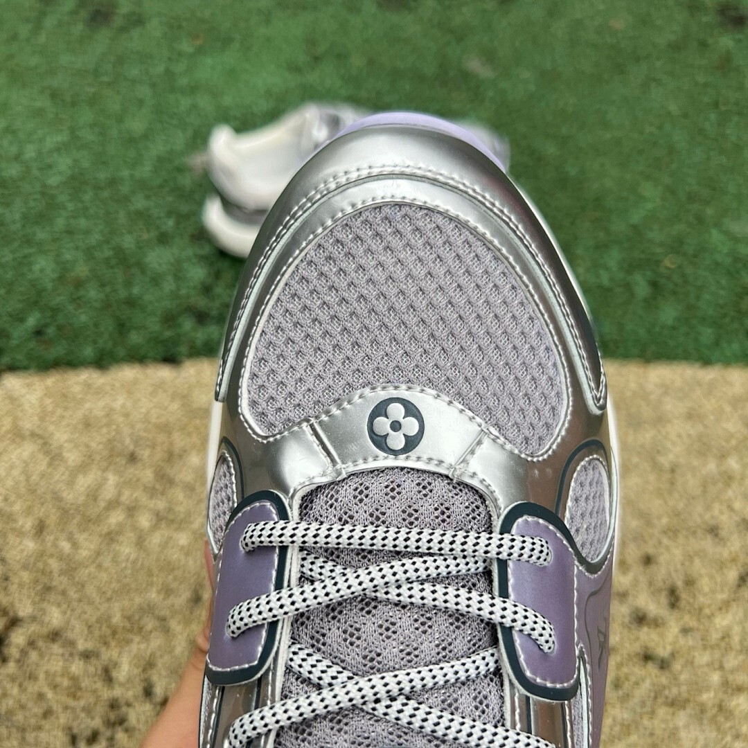 Louis Vuitton LV Runner Tactic Sneaker Metallic Silver - Image 4