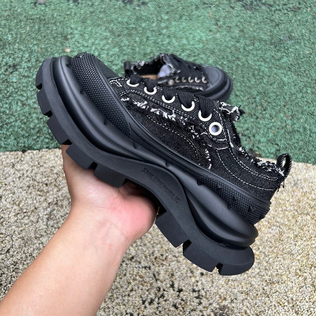 SMILEREPÚBLIC Black Distressed Chunky Sole Low Top Sneakers Style No. 1 - Image 7