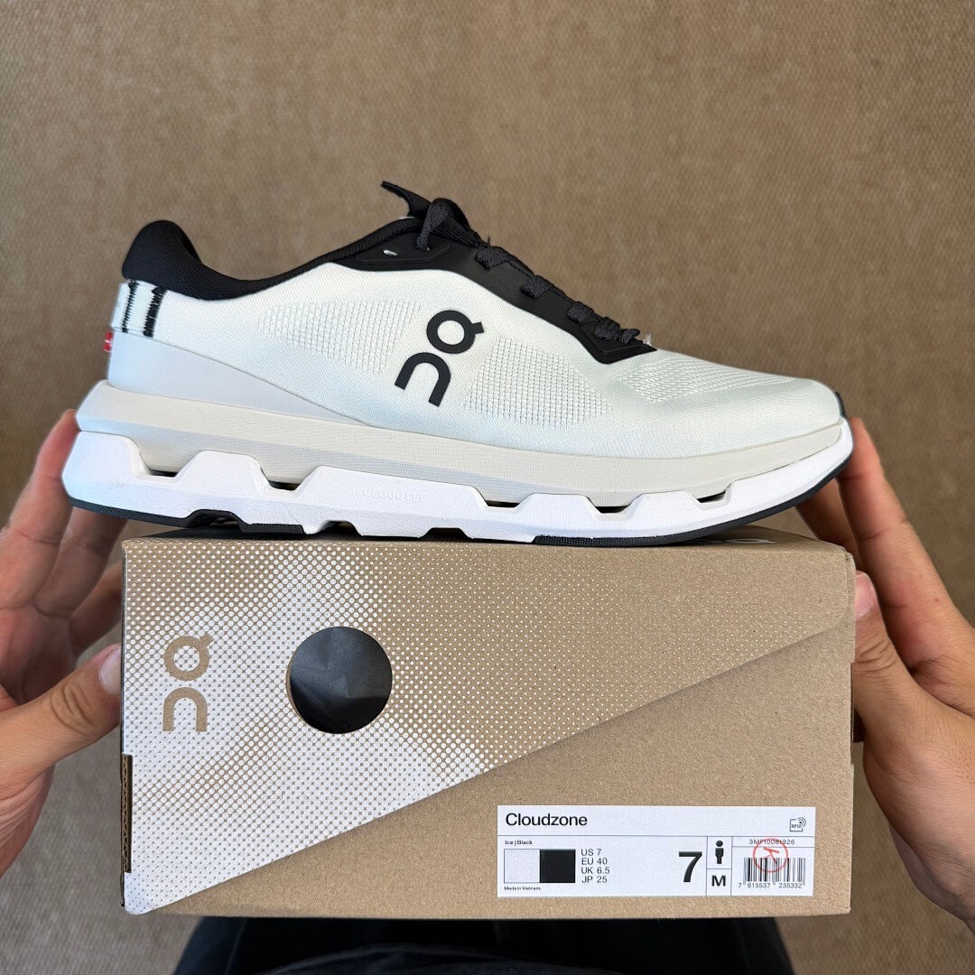 On Cloudmonster Undyed-White Black - Image 3