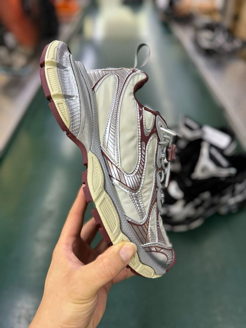 Balenciaga 3XL Trainer Beige/Red 734734W3XL69095 - Image 10