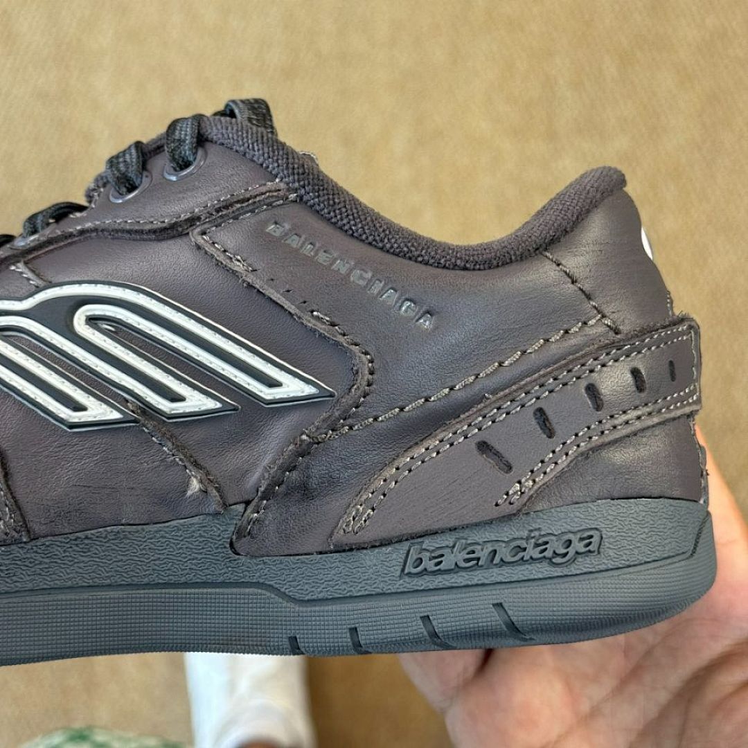 Balenciaga WORN-OUT Umbro Low Top Sneaker Grey 760920W5B701210 - Image 6