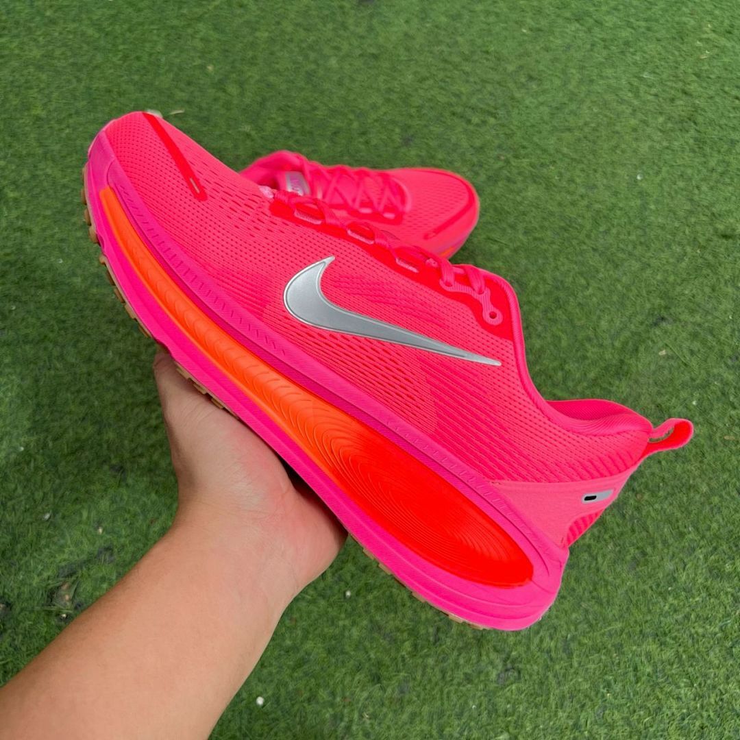 Nike ZoomX Invincible Run Flyknit 3 Hyper Pink Metallic Silver Atomic Orange - Image 7