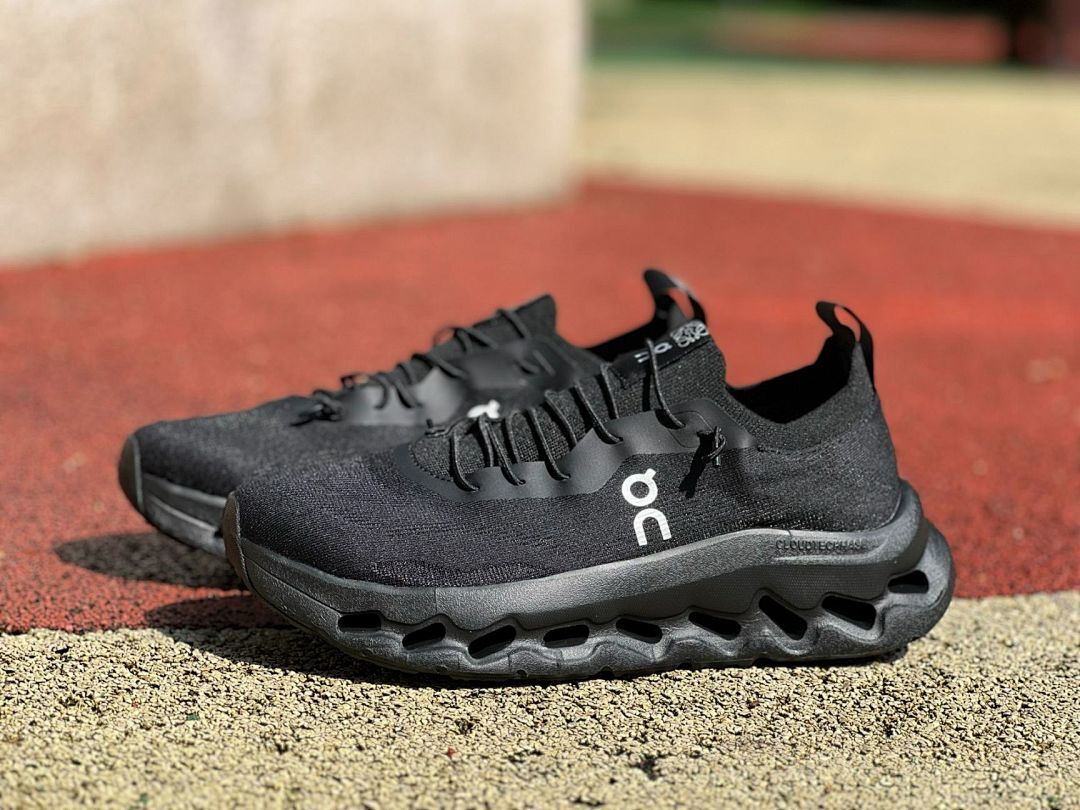 On Cloudchase Running Shoes Black