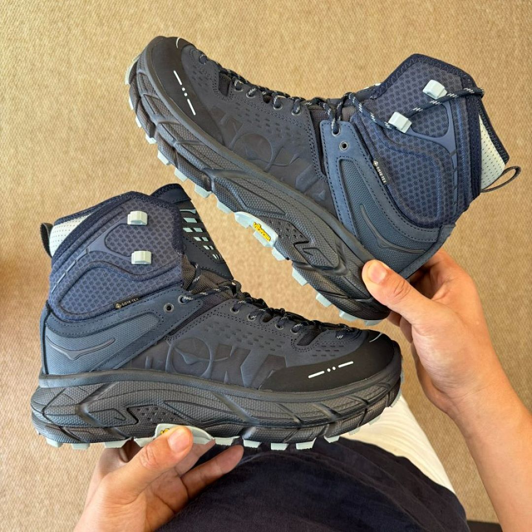 Hoka Kaha 2 GTX Mid Hiking Boots Outer Space Shifting Sand - Image 9