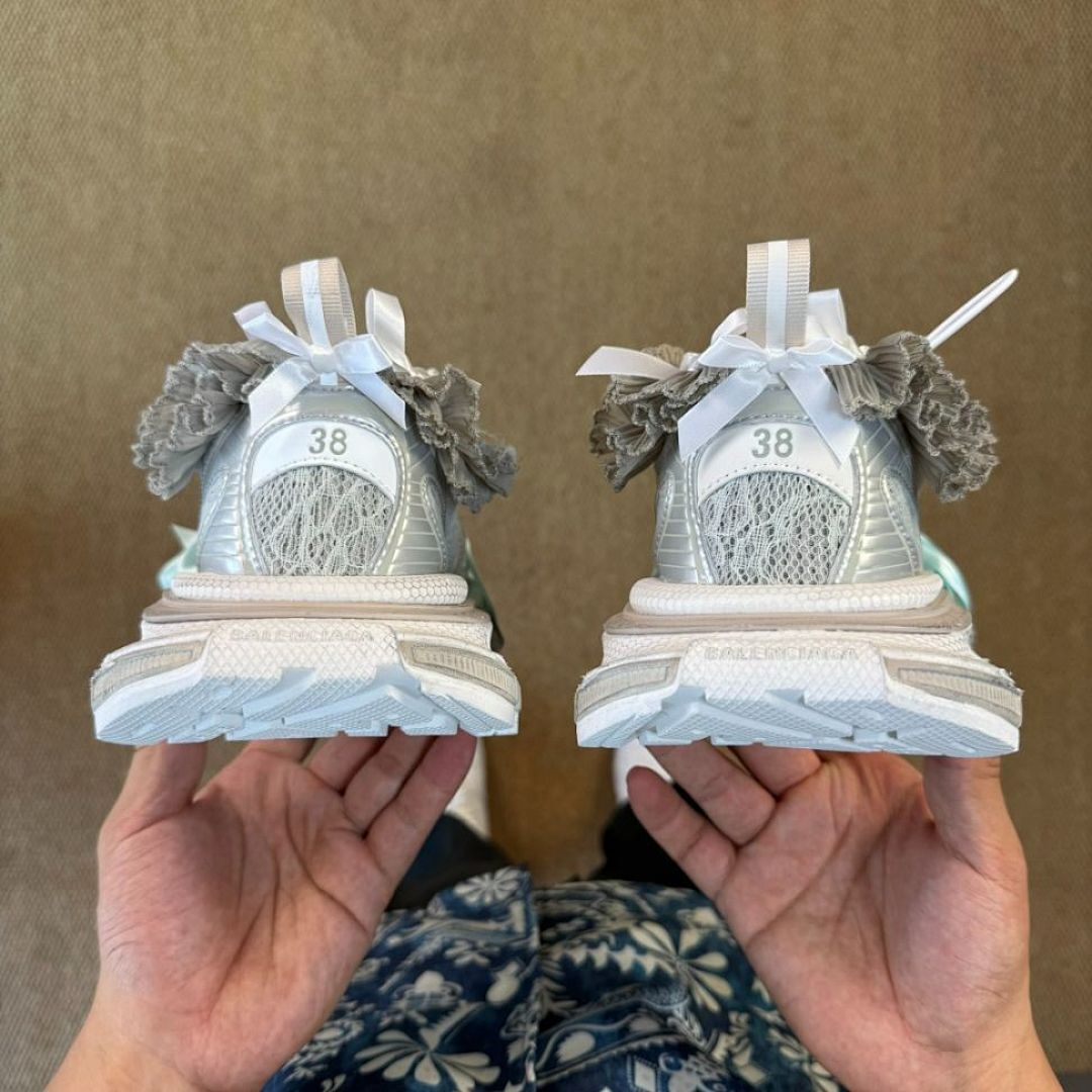 Balenciaga Runner Mesh and Nylon Trainers White Silver - Image 7