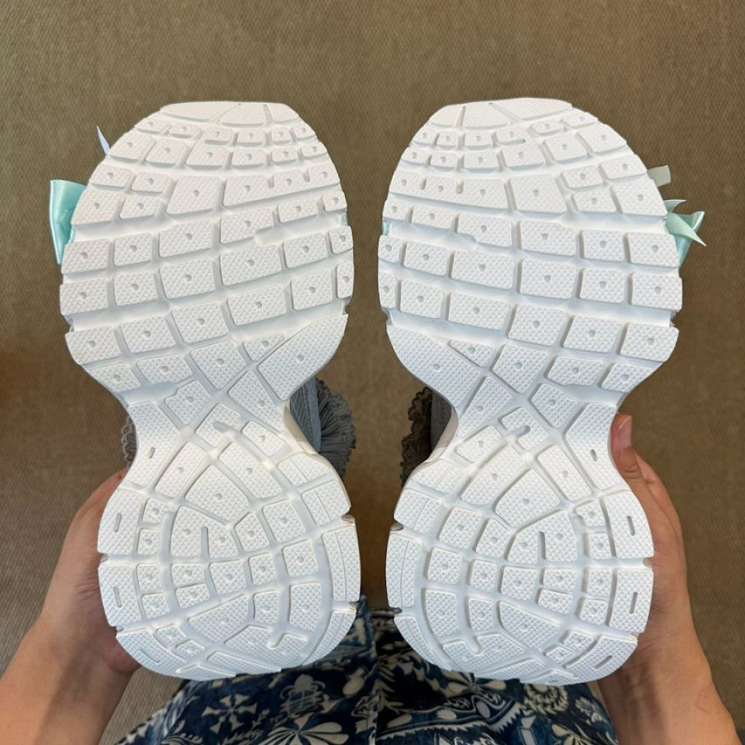 Balenciaga Runner Mesh and Nylon Trainers White Silver - Image 8