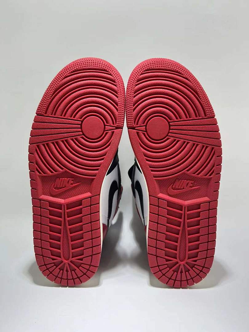 Air Jordan 1 High OG Black Toe Vintage Aged Midsole Retro Sneakers - Image 7