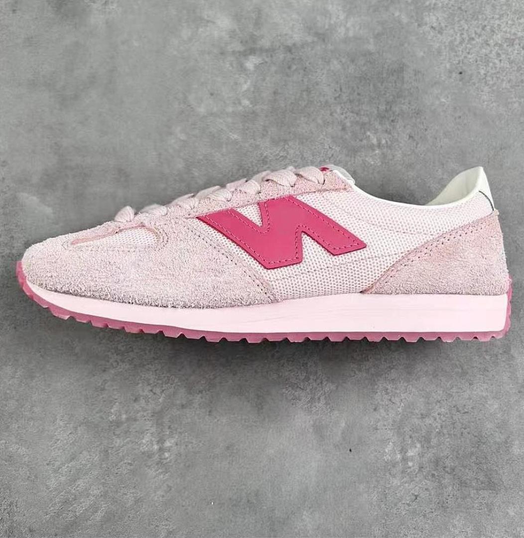 New Balance 220 Women's Rosewater Pink White Suede Mesh Lifestyle Sneakers U220RLA - Image 3