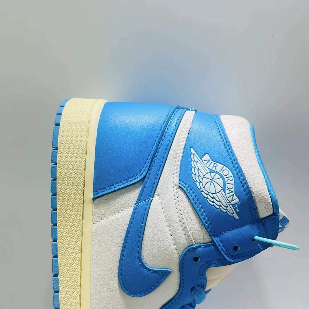 Air Jordan 1 Retro High OG University Blue UNC White Vintage Aged Sail Midsole Sneakers 555088-134 - Image 7