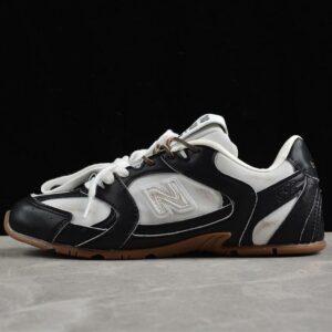 New Balance 558 Men's Futsal Indoor Soccer Training Sneakers Black White Gum Sole