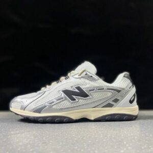 New Balance 2002R White Silver Metallic M2002RHO Men's Women's Lifestyle Running Shoes Sneakers Trainers