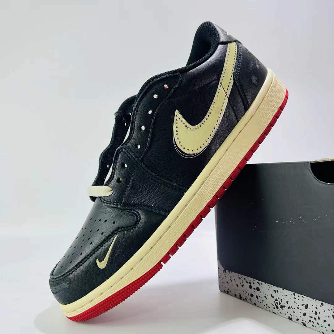 Air Jordan 1 Low SE Black Sail Gym Red Mini Swoosh Stitched Sneakers
Air Jordan 1 Low SE 'Black/Sail/Gym Red' - Image 4