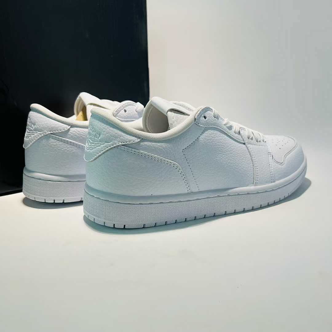 Air Jordan 1 Low Triple White Sneakers 553558-130 DC0774-100 All White Leather Casual Shoes - Image 3