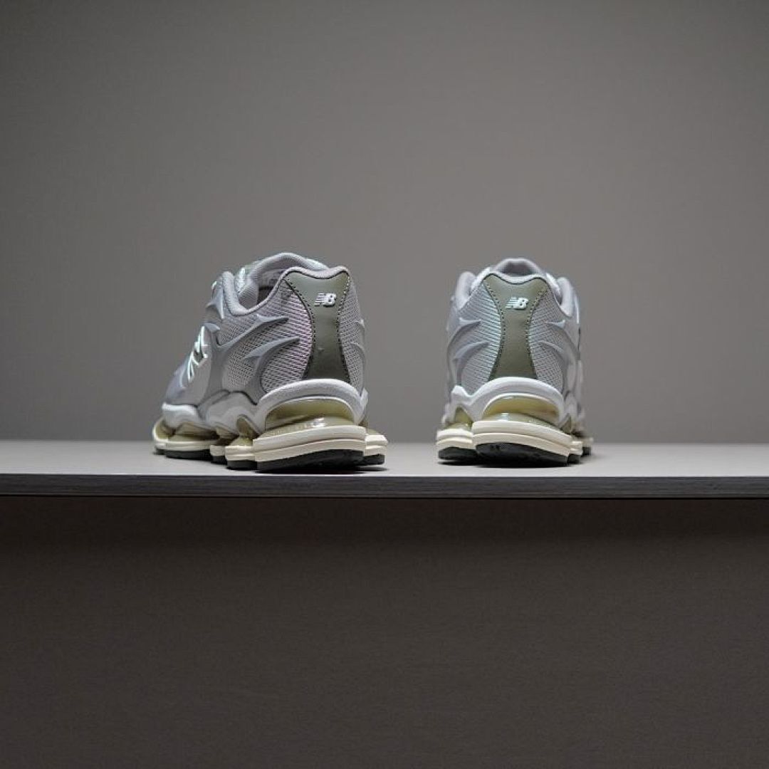 New Balance 1906R Castlerock Grey Silver Metallic Sneakers M1906RCA - Image 3