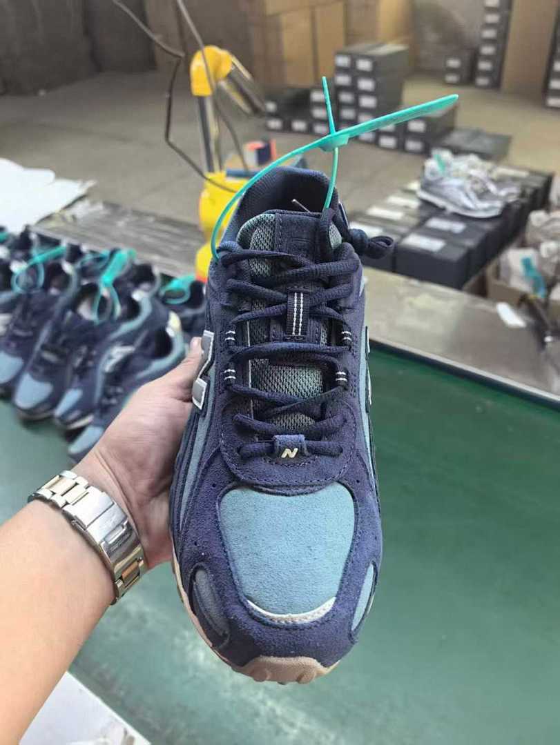 New Balance 204L Blue Teal Grey Cream Lifestyle Running Sneakers - Image 3